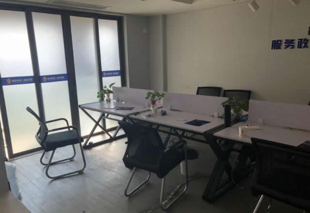 (出租) 東方銀座130平，6800包物業，南北通透看房來約