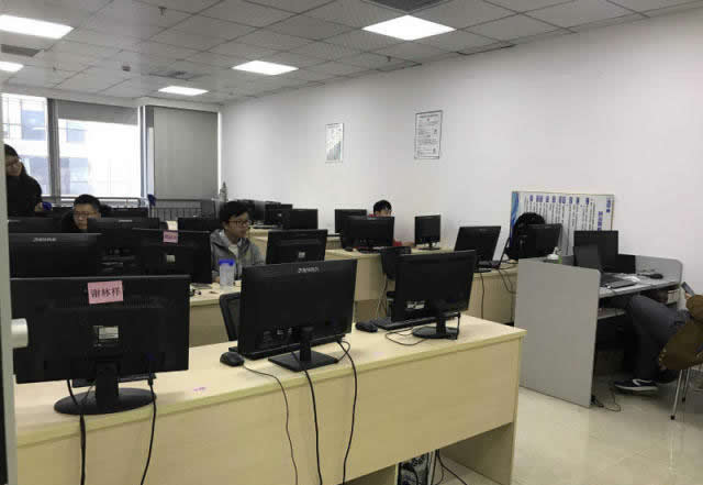 (出租) 機(jī)會(huì)只有一次，萊蒙都會(huì)135平精裝帶家具電梯口50