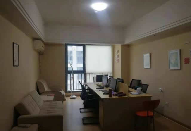 (出租) 萬達(dá)廣場 A6 精裝 辦公 美容 美甲 攝影