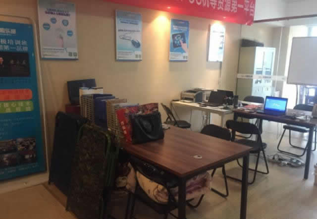 (出租) 萬達(dá)廣場帶獨立辦公室、家具全帶拎包辦公、地鐵衛(wèi)東站